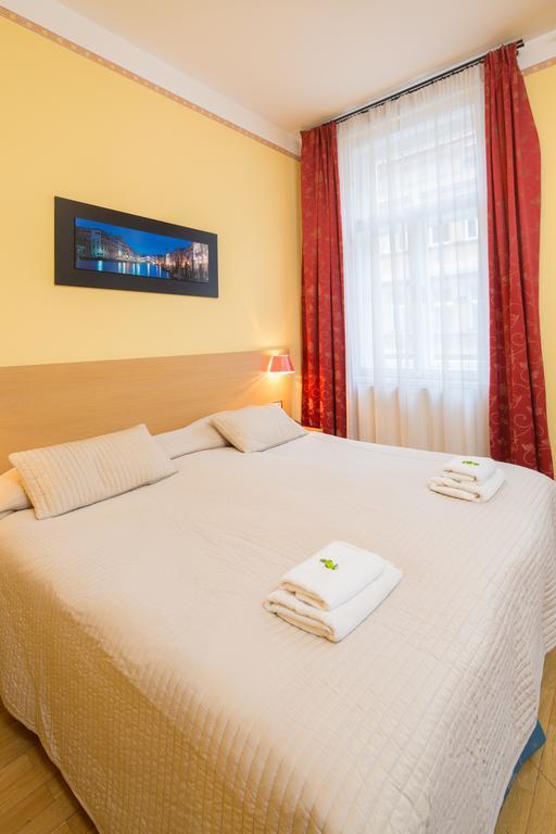 City Lounge Hotel Praga Camera foto